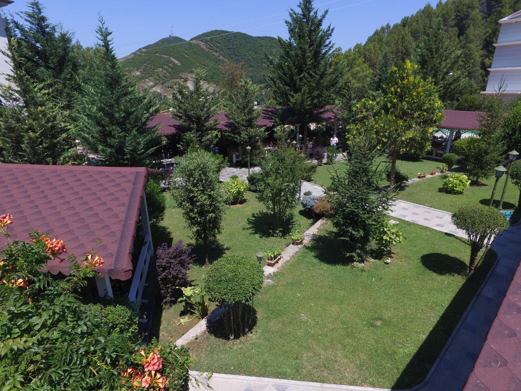 Hotel Elvis Mjull-Bathore Екстер'єр фото