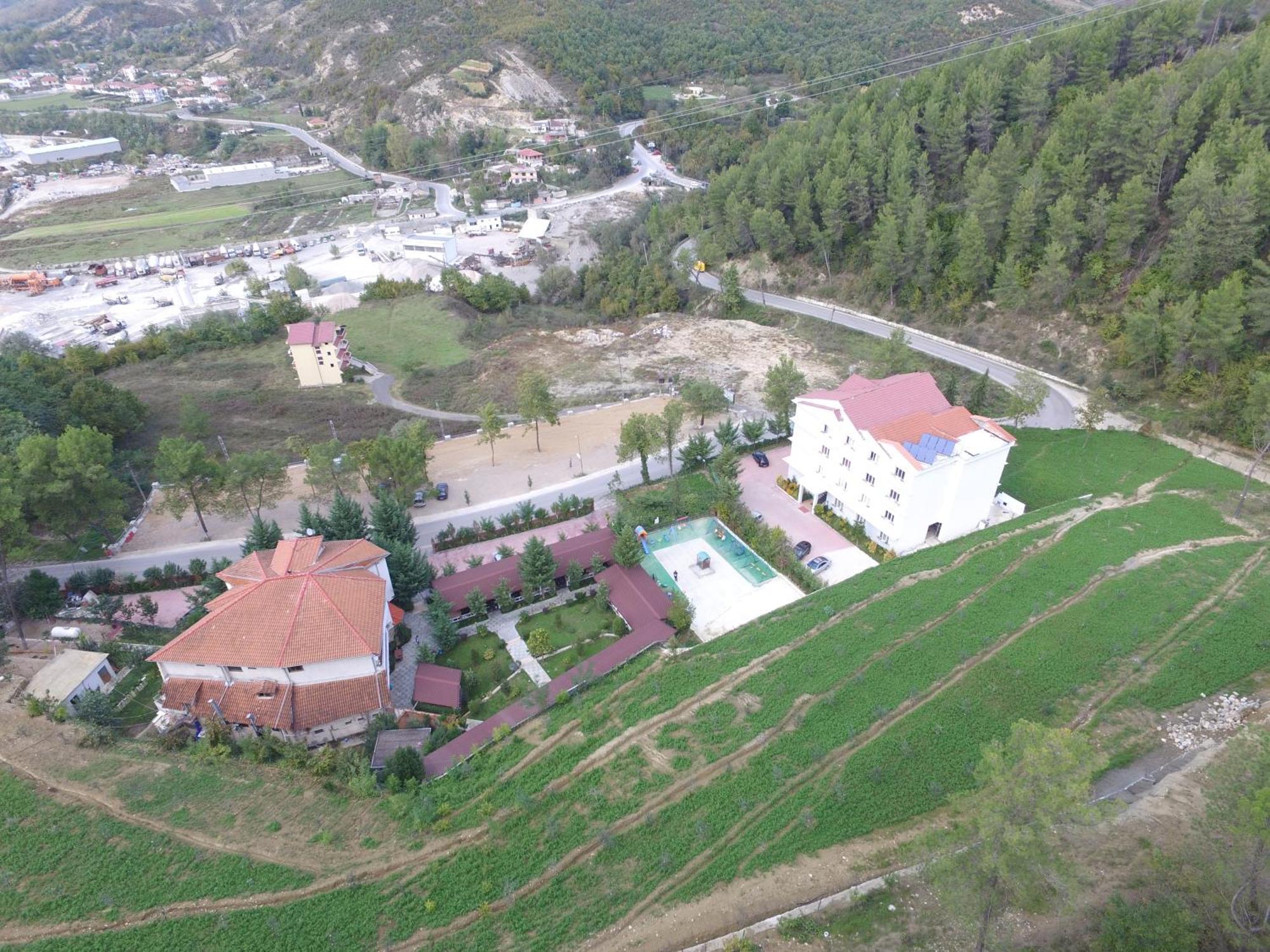 Hotel Elvis Mjull-Bathore Екстер'єр фото