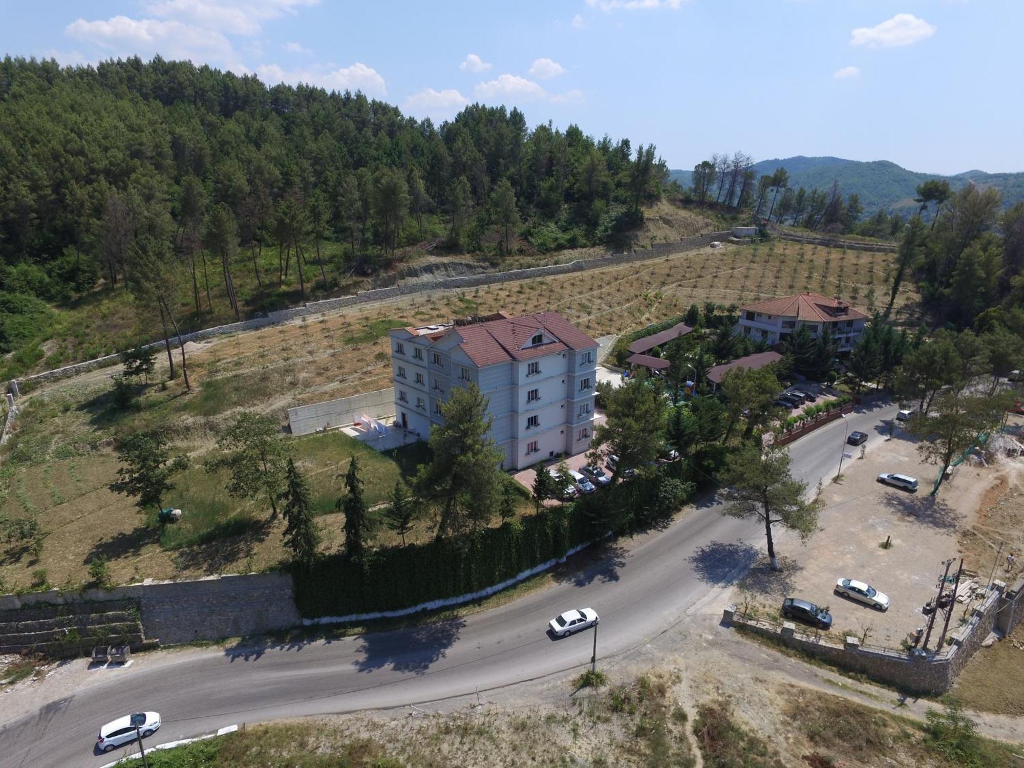 Hotel Elvis Mjull-Bathore Екстер'єр фото