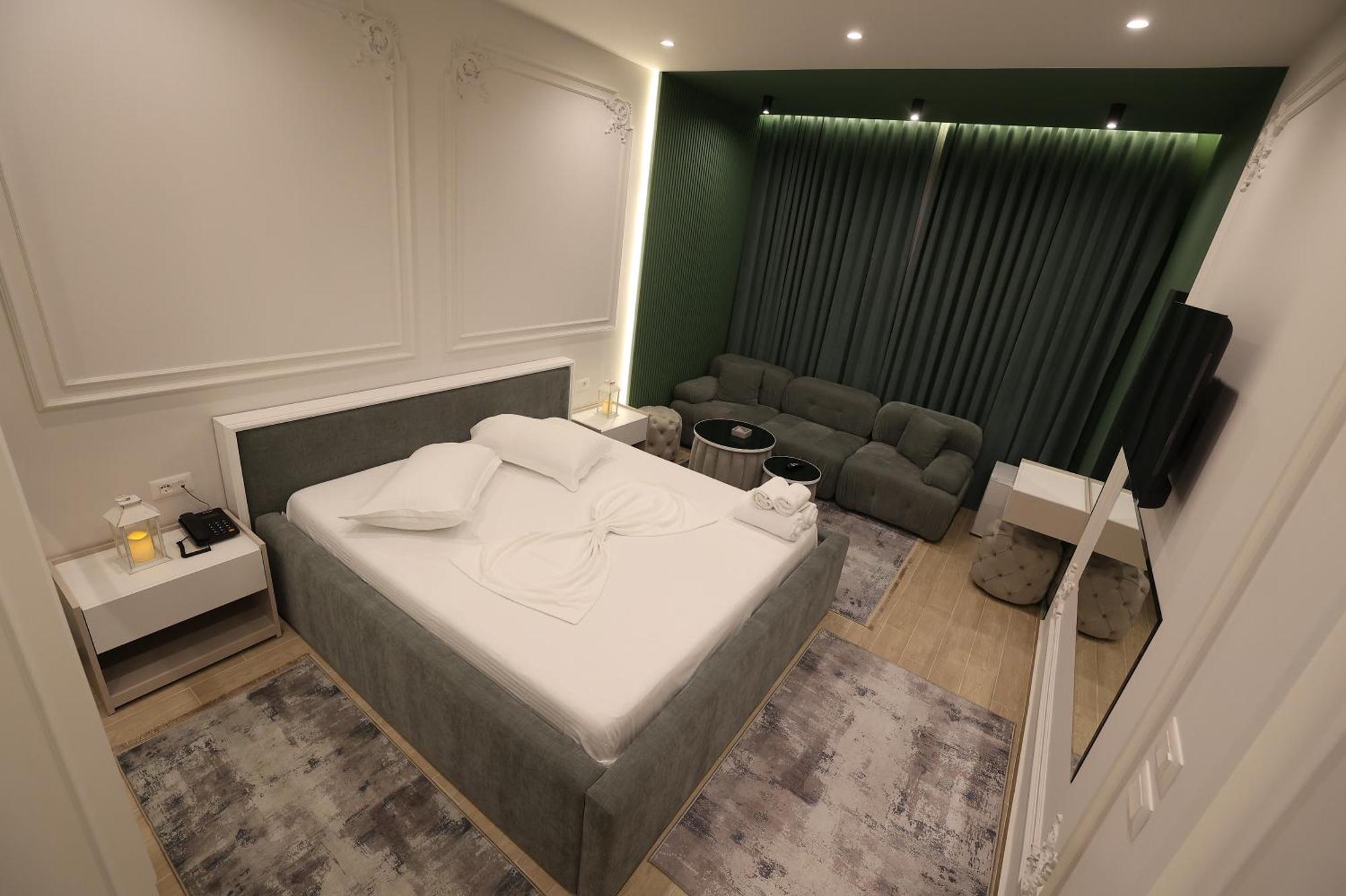 Hotel Elvis Mjull-Bathore Екстер'єр фото